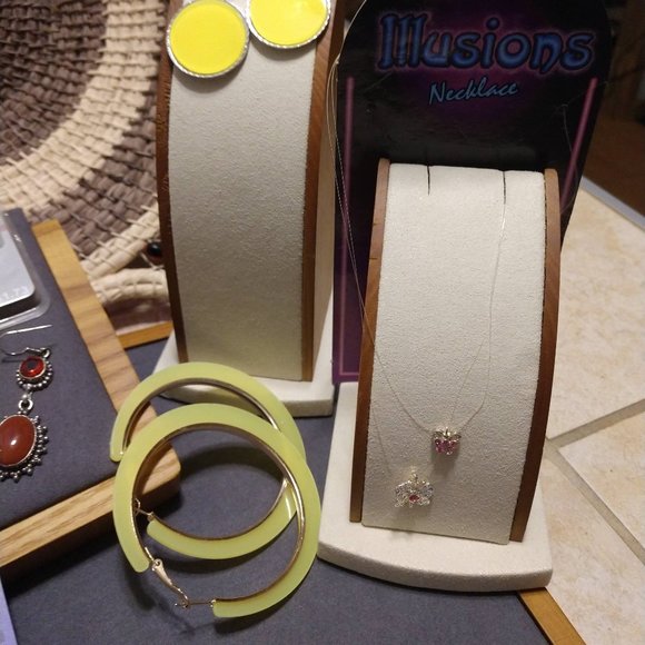 Fashion Bundle & Sterling Silver Earrings - Picture 8 of 14